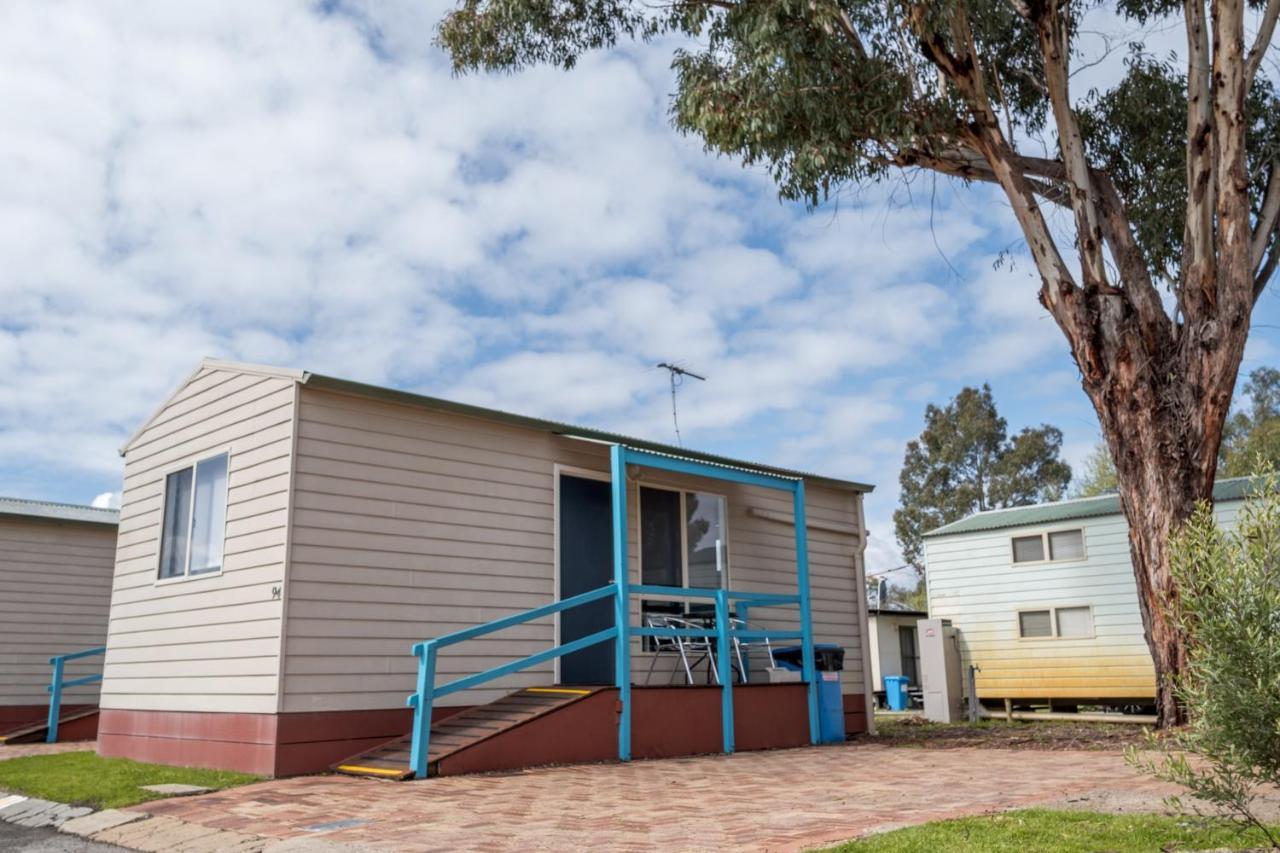 Big4 Perth Midland Tourist Park Hotel Middle Swan Ruang foto