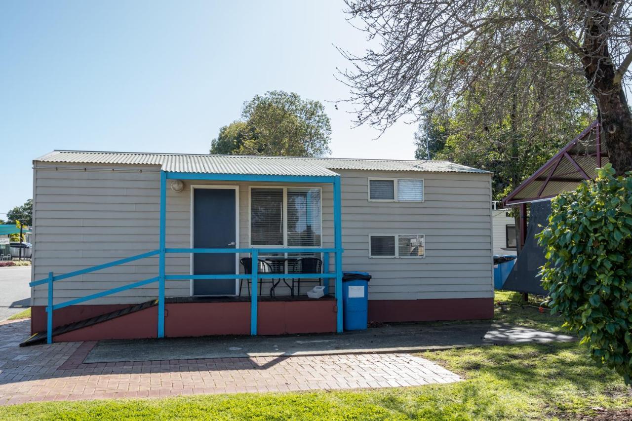Big4 Perth Midland Tourist Park Hotel Middle Swan Ruang foto