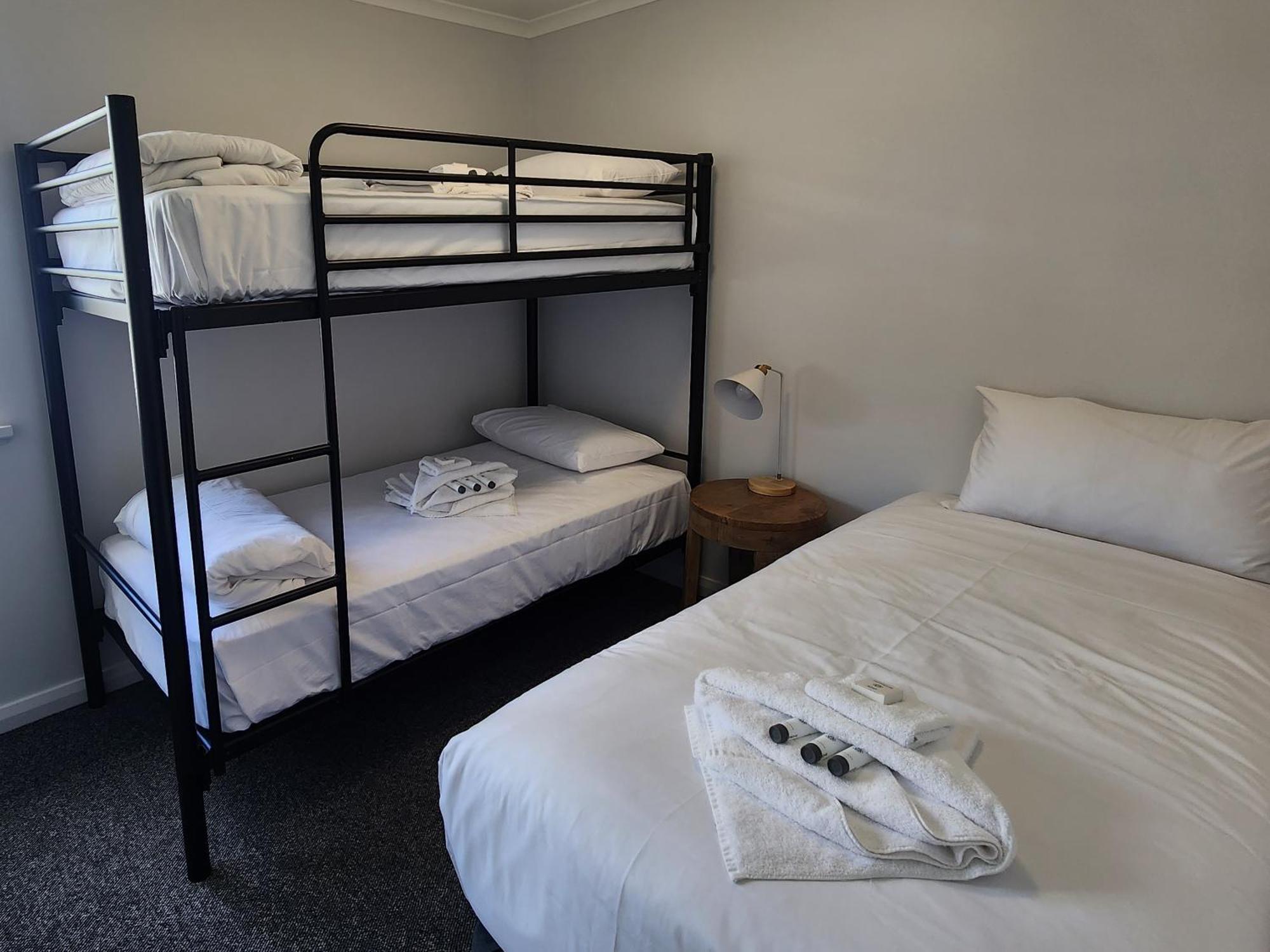 Big4 Perth Midland Tourist Park Hotel Middle Swan Ruang foto